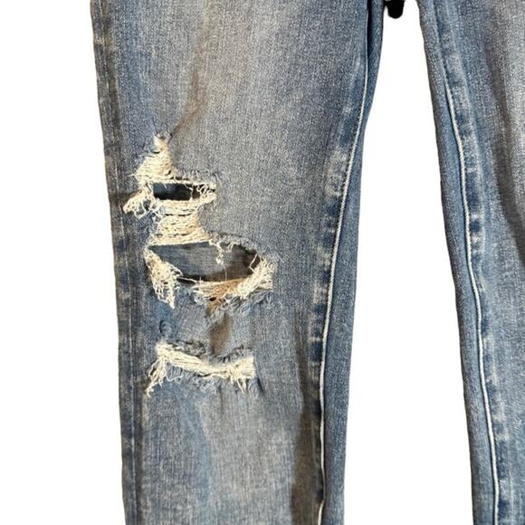 American Eagle Blue Distressed Shark Bite Fringe Classic Denim Jeans Women Sz 0R - Picture 6 of 11